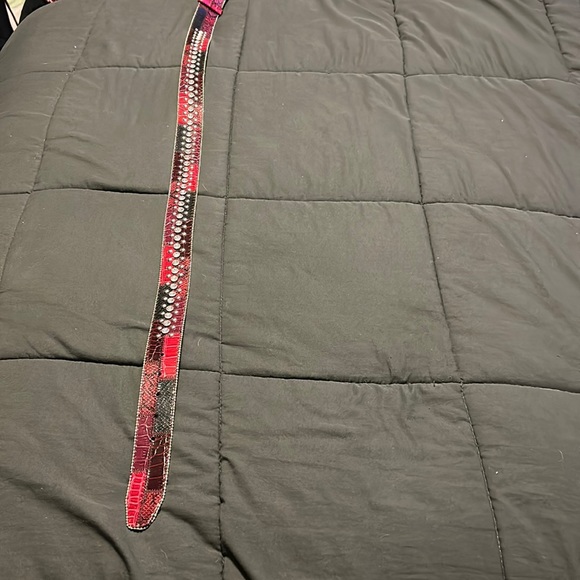 Vintage Studded Rhinestone Guess Belt (100cm) - Picture 2 of 3